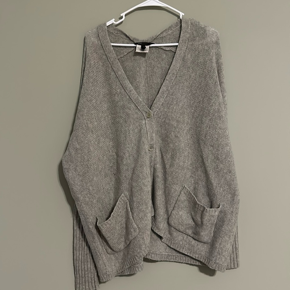 BCBG wool Gray cardigan M
